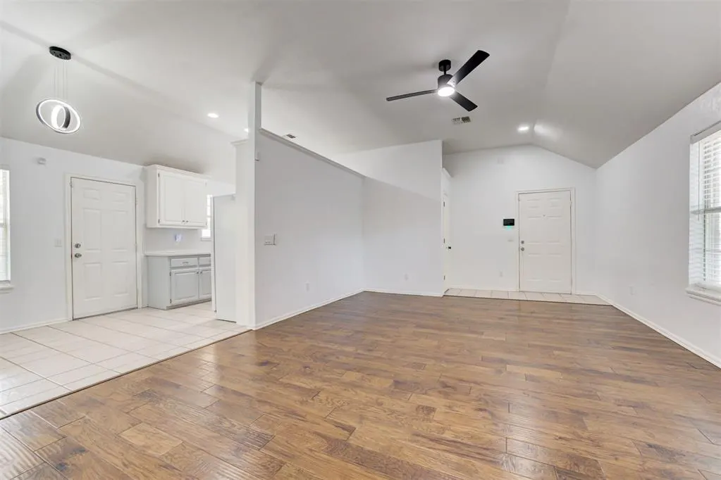 Photo 8 — 11400 Glade Avenue, Oklahoma City, OK 73162