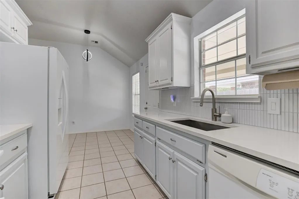 Photo 16 — 11400 Glade Avenue, Oklahoma City, OK 73162