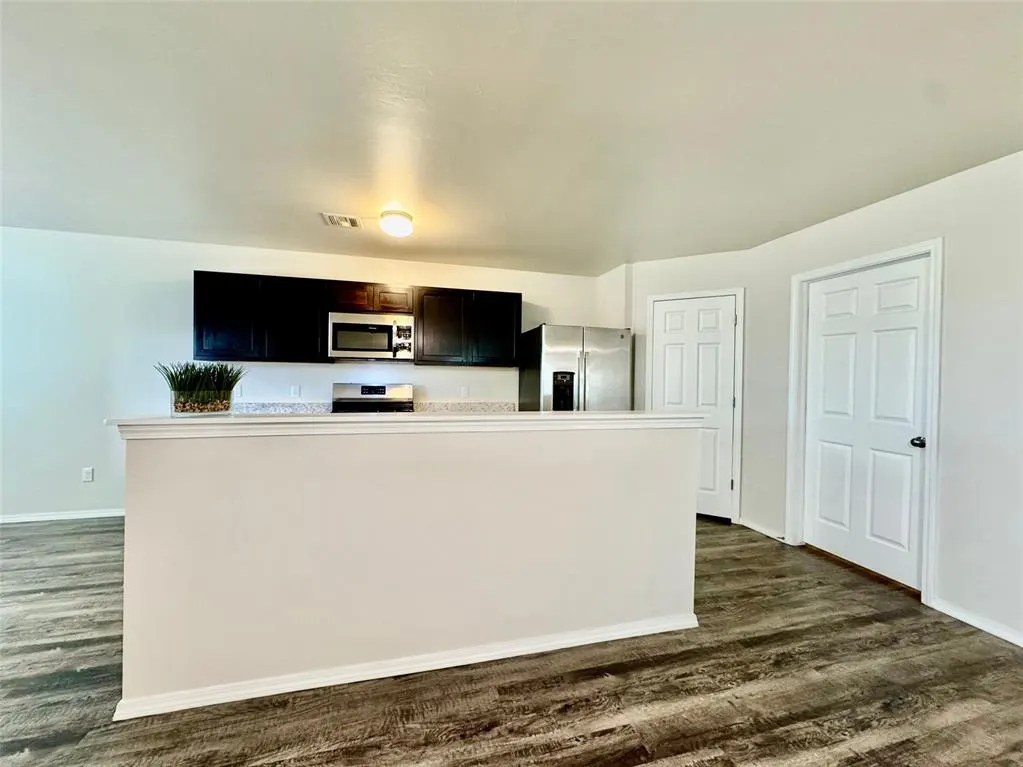 Photo 13 — 4121 Umbria Road, Oklahoma City, OK 73179