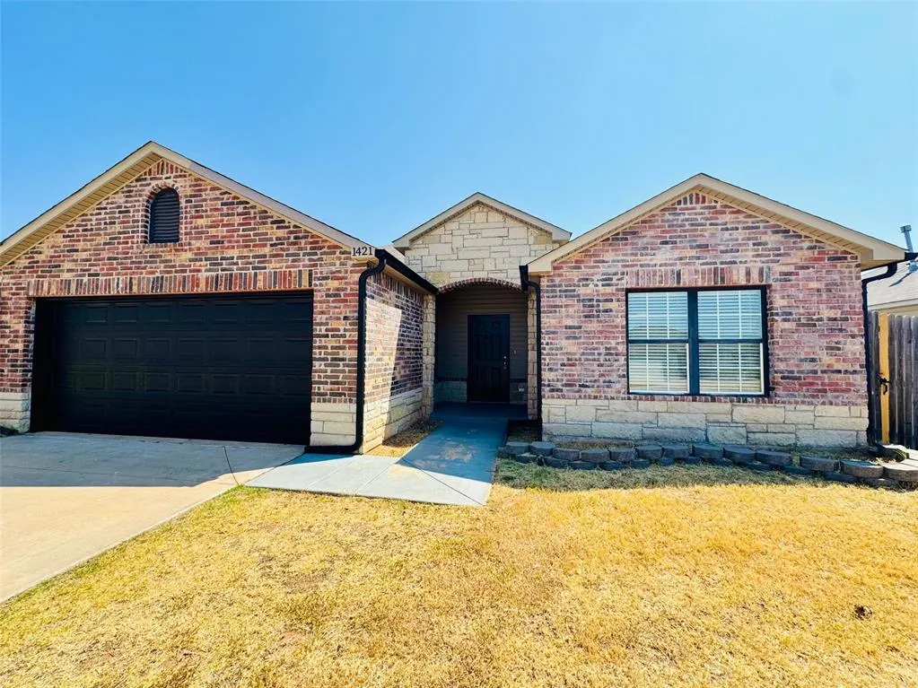 Front exterior — 1421 Gypsum Place, Noble, OK 73068