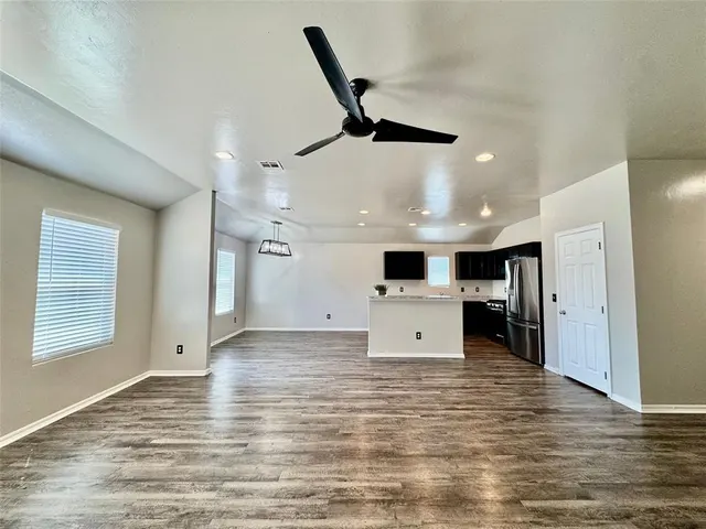 Photo 7 — 1421 Gypsum Place, Noble, OK 73068