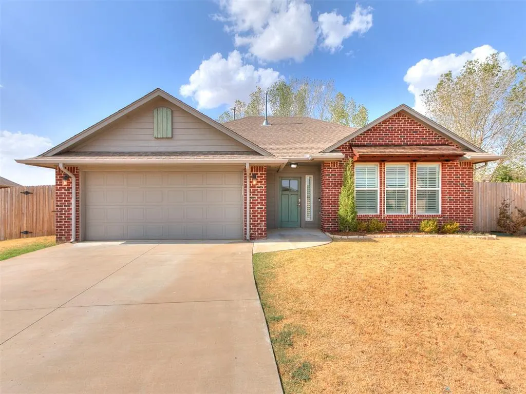 Front exterior — 429 NW Cindy Court, Piedmont, OK 73078