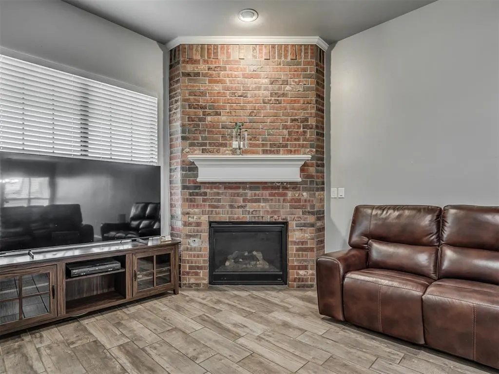 Photo 5 — 9040 NW 142nd Street, Yukon, OK 73099