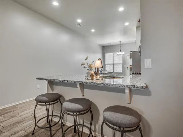 Photo 8 — 9040 NW 142nd Street, Yukon, OK 73099