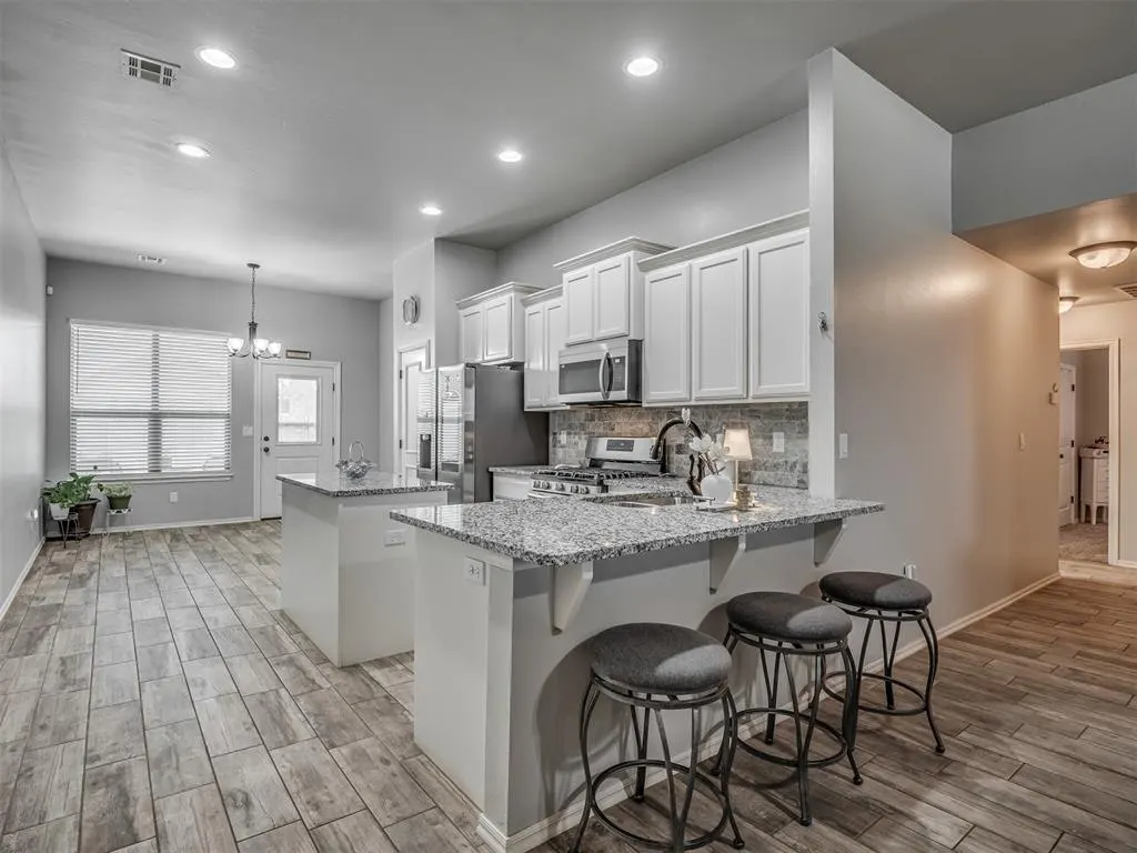 Photo 10 — 9040 NW 142nd Street, Yukon, OK 73099