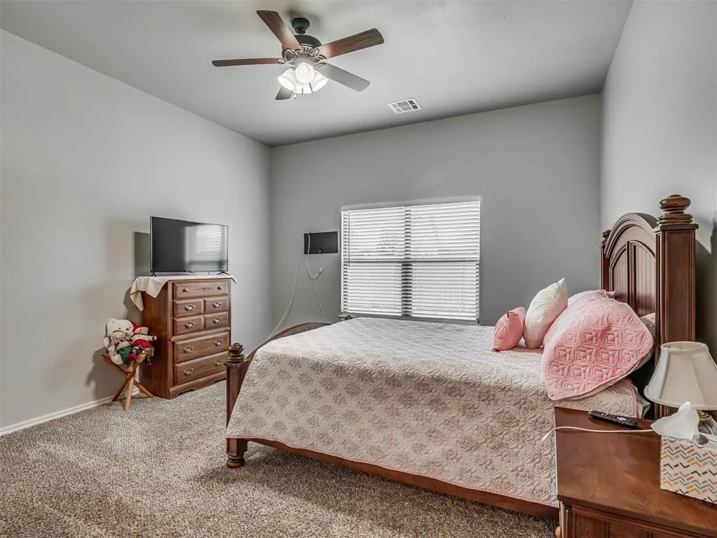 Photo 20 — 9040 NW 142nd Street, Yukon, OK 73099