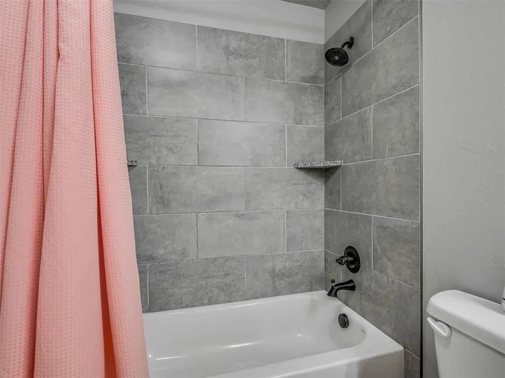 Photo 30 — 9040 NW 142nd Street, Yukon, OK 73099