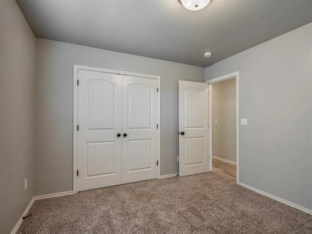 Photo 32 — 9040 NW 142nd Street, Yukon, OK 73099
