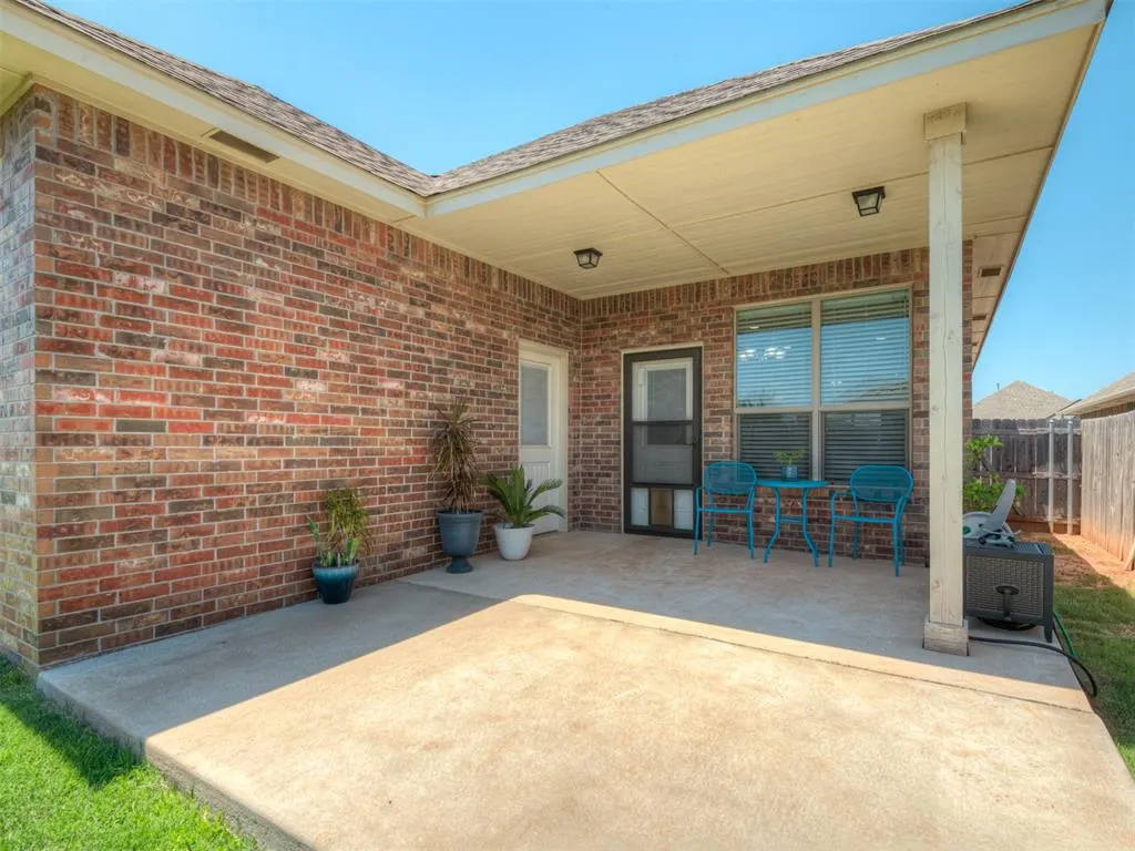 Photo 37 — 9040 NW 142nd Street, Yukon, OK 73099
