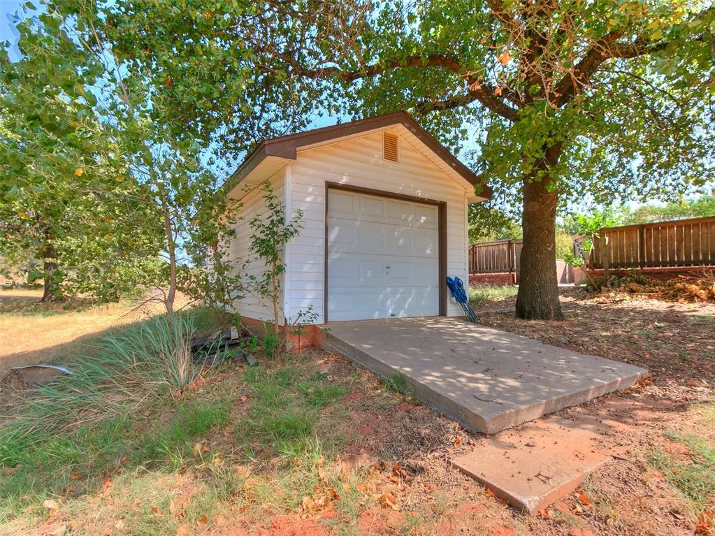 Photo 45 — 11917 SE 152nd Street, Oklahoma City, OK 73165