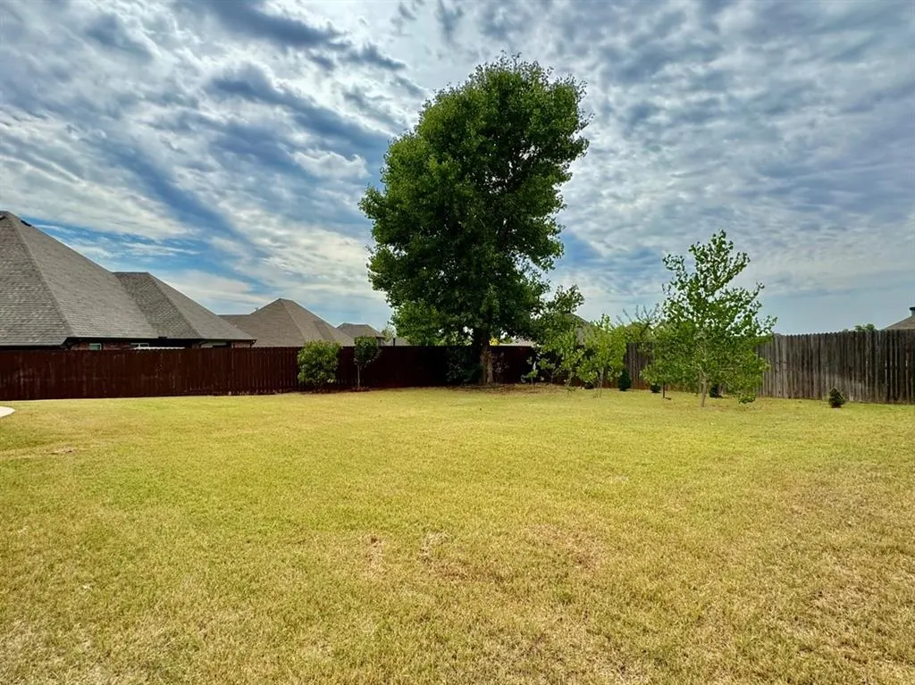 Photo 27 — 19601 Millstone Crossing Drive, Edmond, OK 73012