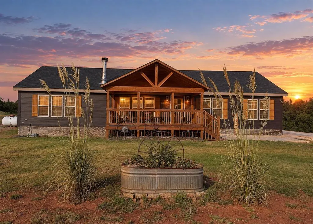 Front exterior — 348100 E Country Drive, Cushing, OK 74023