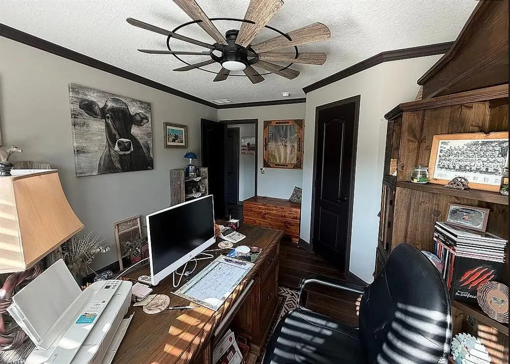 Photo 3 — 348100 E Country Drive, Cushing, OK 74023