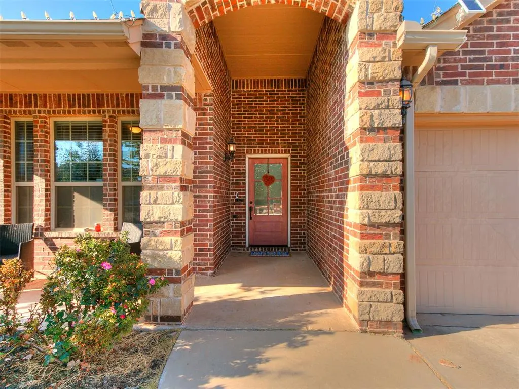 Photo 2 — 1311 Skyler Way, Norman, OK 73072