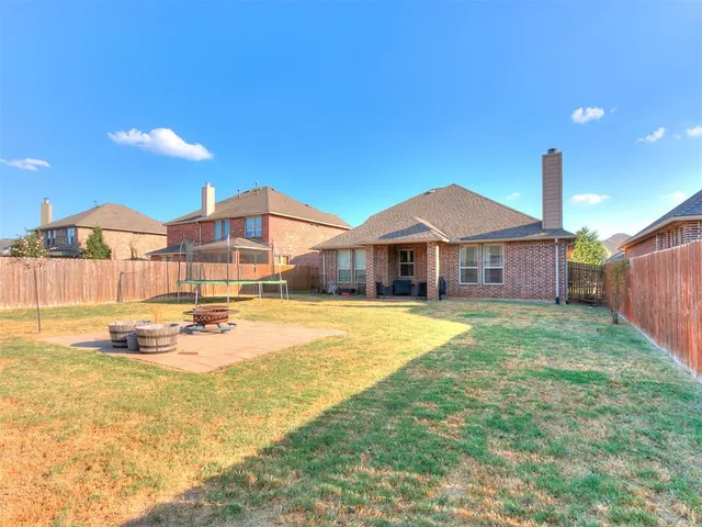 Photo 4 — 1311 Skyler Way, Norman, OK 73072