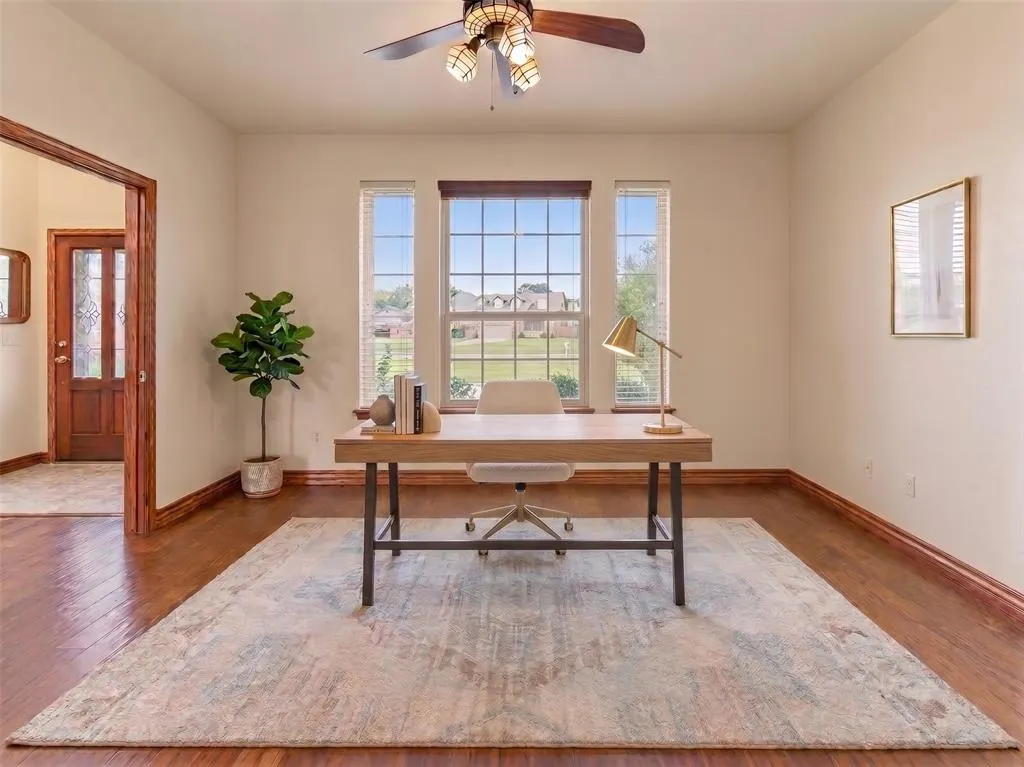 Photo 3 — 940 Lake Vista Road, Edmond, OK 73034