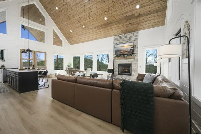 Photo 6 — 763 Evergreen Vista Loop, Broken Bow, OK 74728
