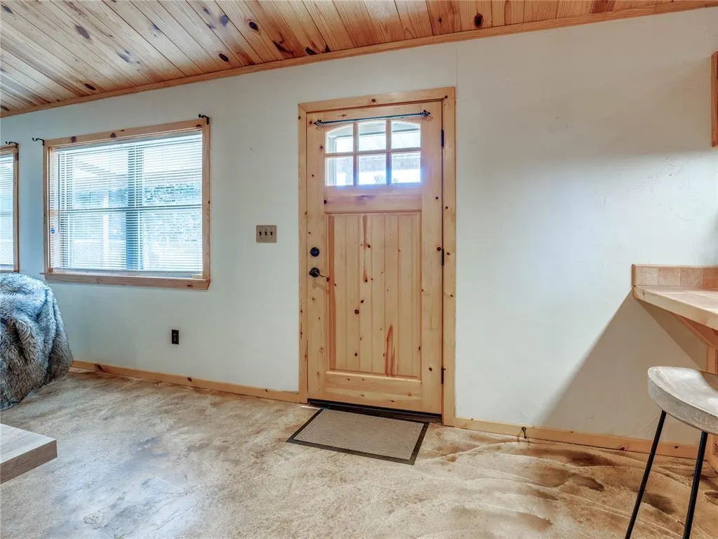 Photo 6 — 751 S Henney Road, Guthrie, OK 73044