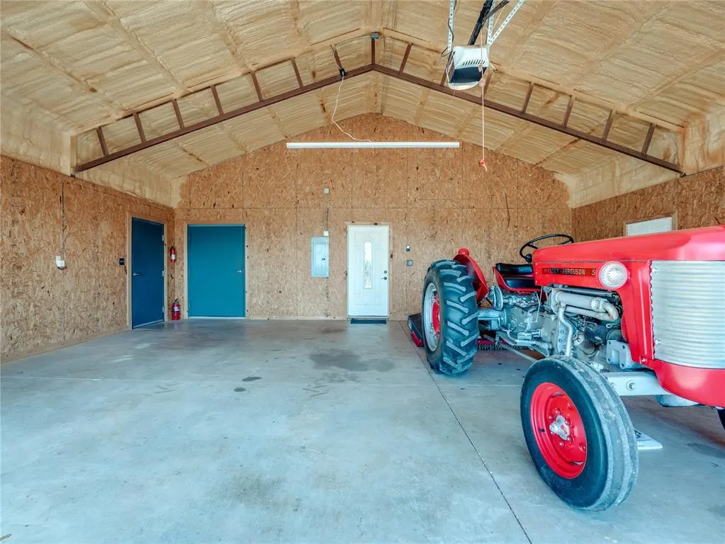 Photo 25 — 751 S Henney Road, Guthrie, OK 73044