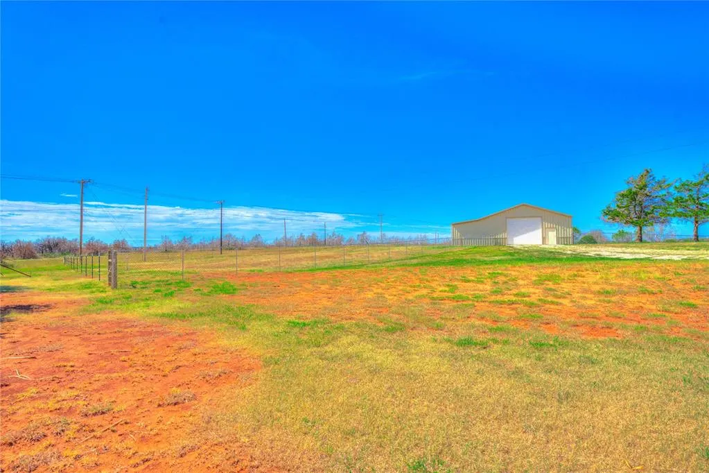 Photo 37 — 751 S Henney Road, Guthrie, OK 73044