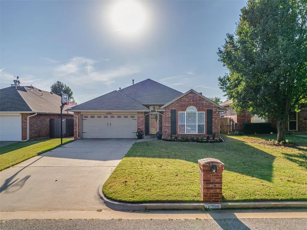 Photo 8 — 12276 SW 10th Street, Yukon, OK 73099