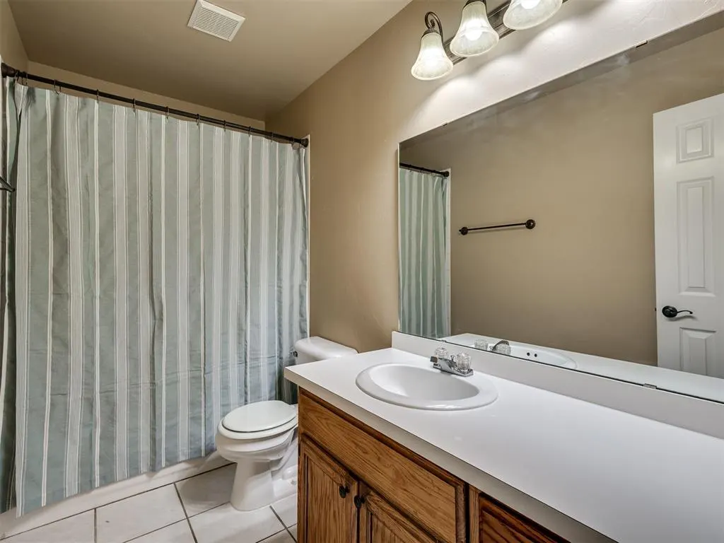 Photo 26 — 12276 SW 10th Street, Yukon, OK 73099