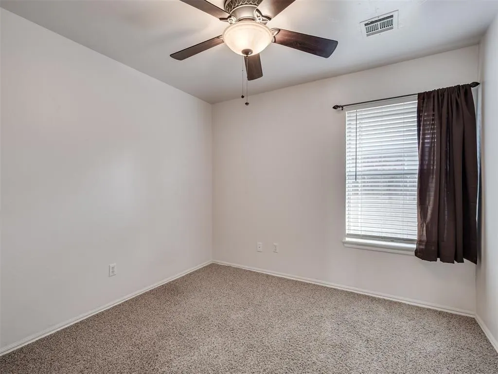 Photo 27 — 12276 SW 10th Street, Yukon, OK 73099