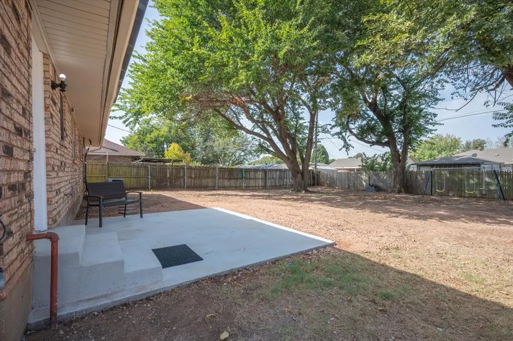 Photo 31 — 1209 Lawton, Oklahoma City, OK 73160