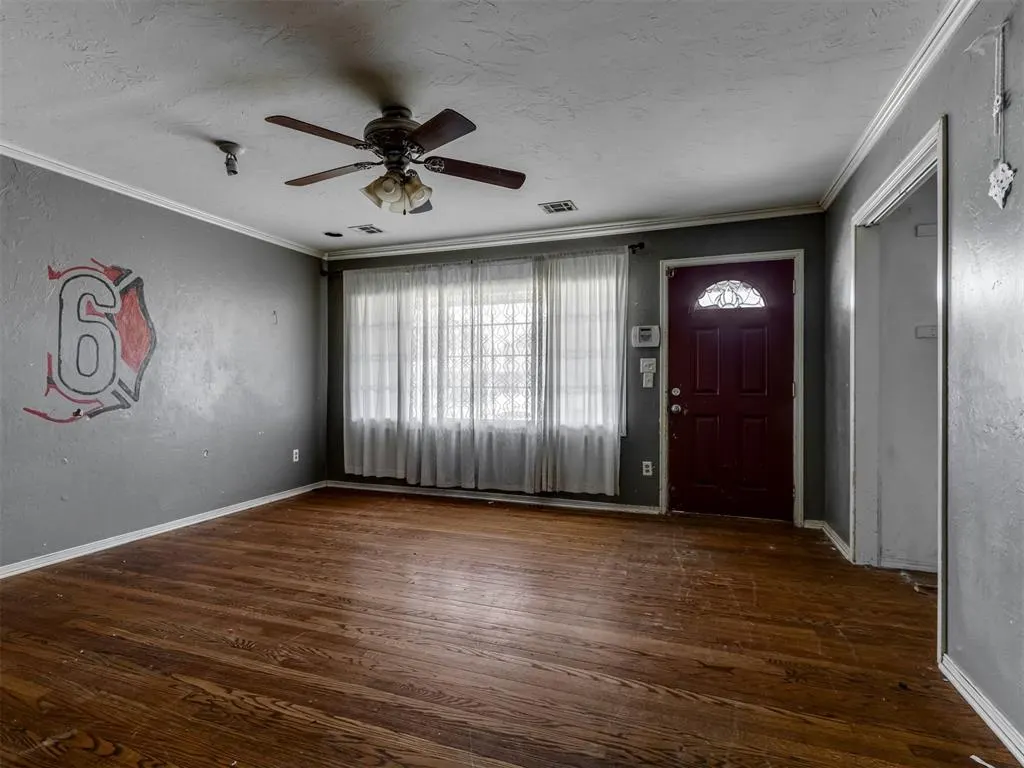 Photo 5 — 2124 Erin Place, Oklahoma City, OK 73120