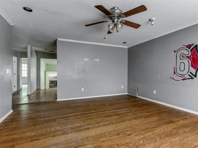 Photo 8 — 2124 Erin Place, Oklahoma City, OK 73120
