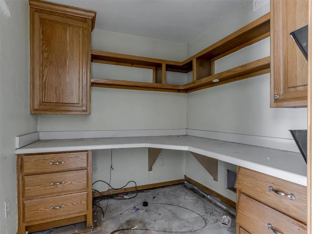 Photo 17 — 2124 Erin Place, Oklahoma City, OK 73120