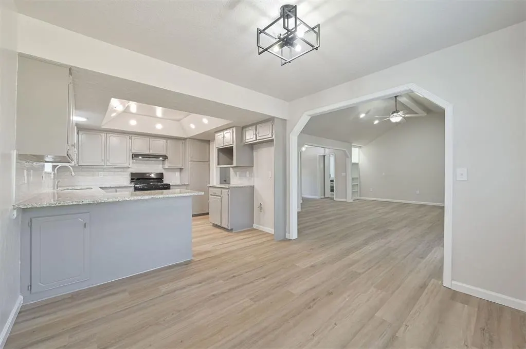 Photo 14 — 8113 NW 113th Street, Oklahoma City, OK 73162