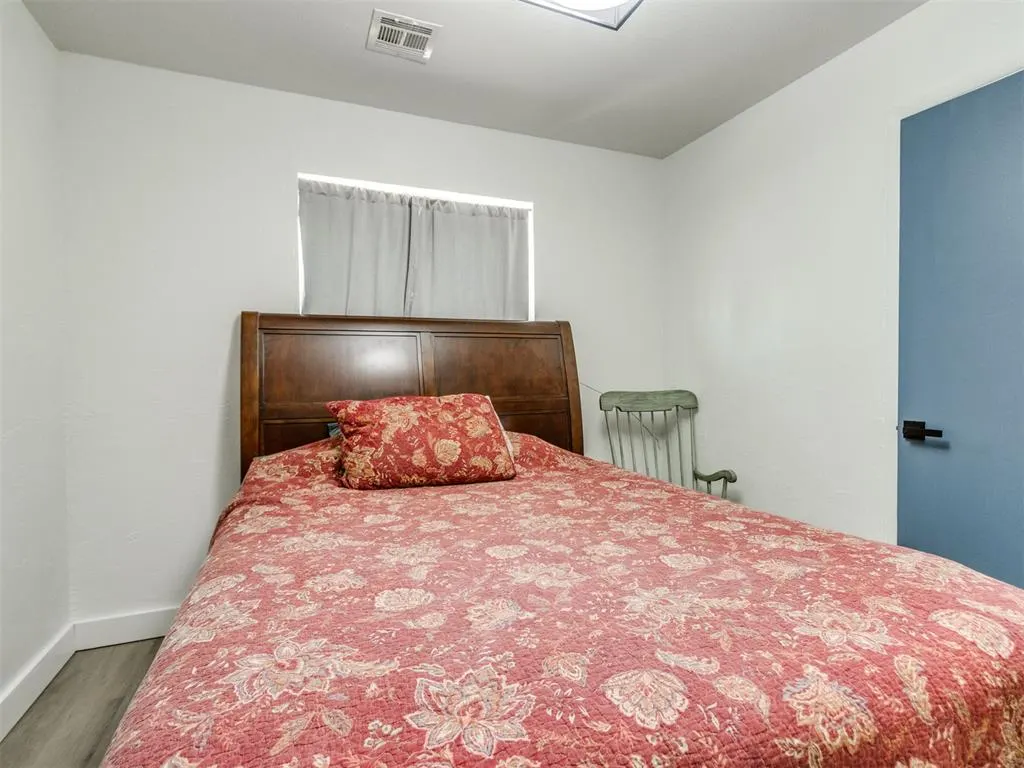 Photo 21 — 907 SW 3rd Street, Oklahoma City, OK 73160