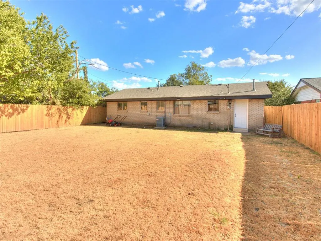 Photo 28 — 907 SW 3rd Street, Oklahoma City, OK 73160