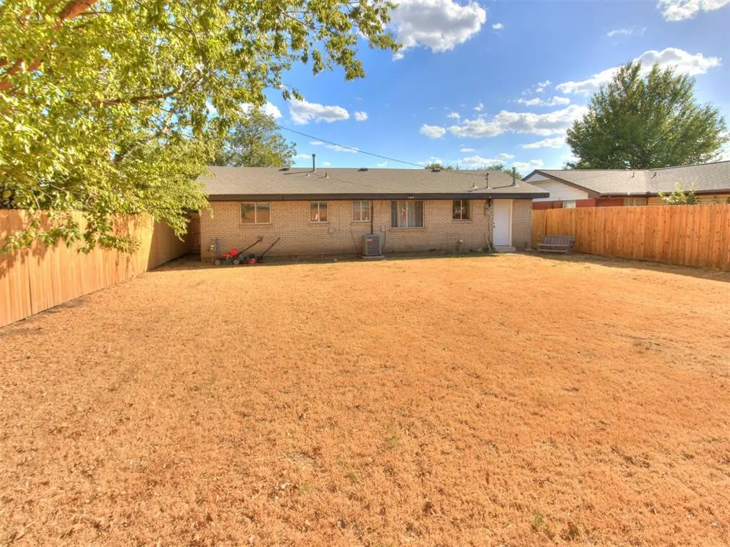 Photo 29 — 907 SW 3rd Street, Oklahoma City, OK 73160