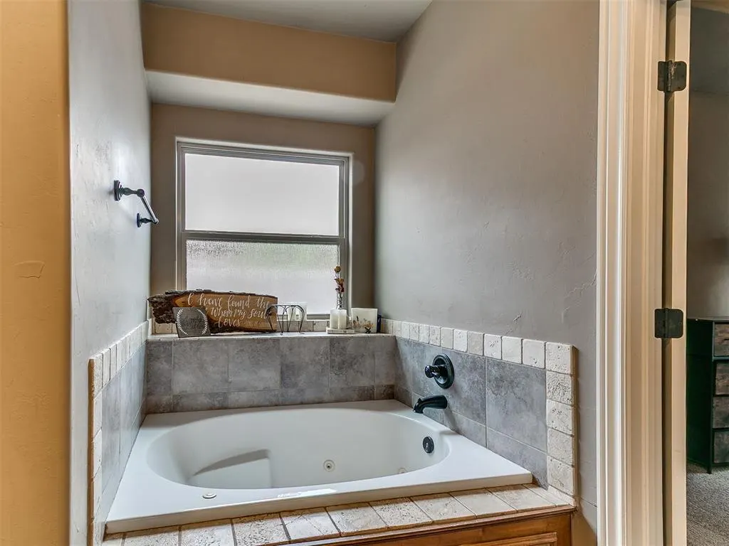 Photo 21 — 8425 NW 143rd Terrace, Oklahoma City, OK 73142