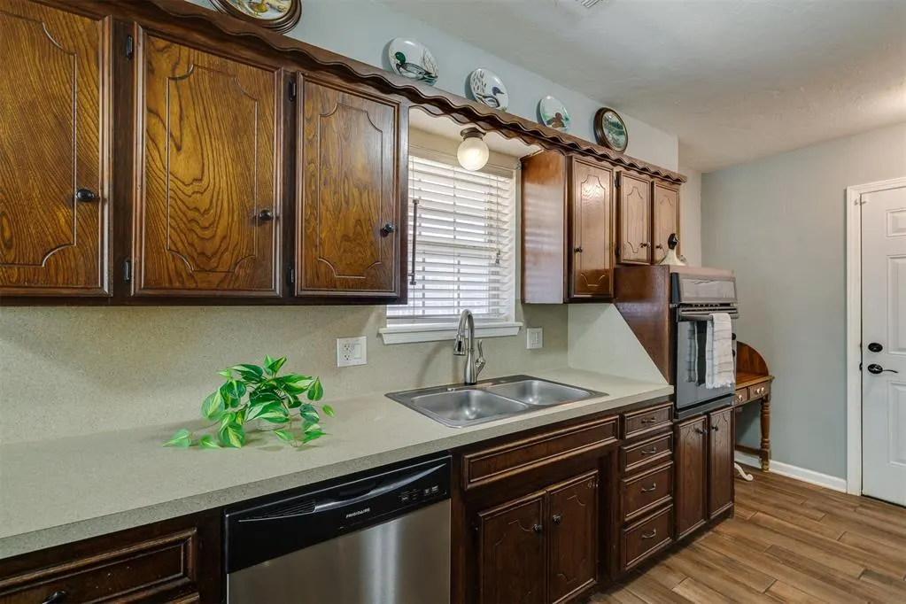 Photo 9 — 1100 SW 91st Street, Oklahoma City, OK 73139