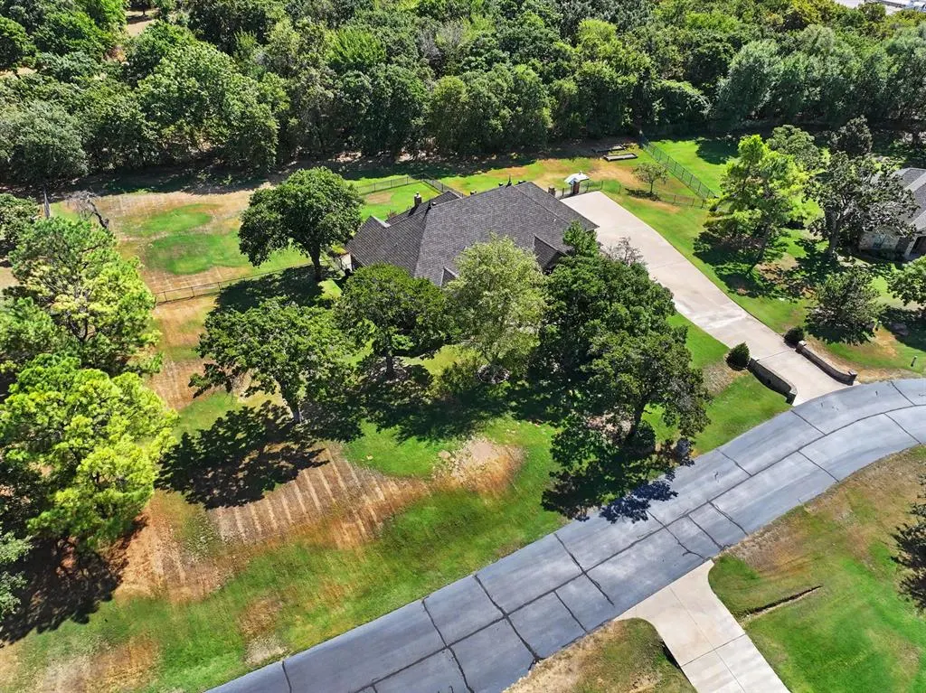 Photo 3 — 13408 Raintree Lane, Edmond, OK 73013