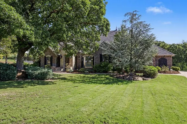 Photo 8 — 13408 Raintree Lane, Edmond, OK 73013