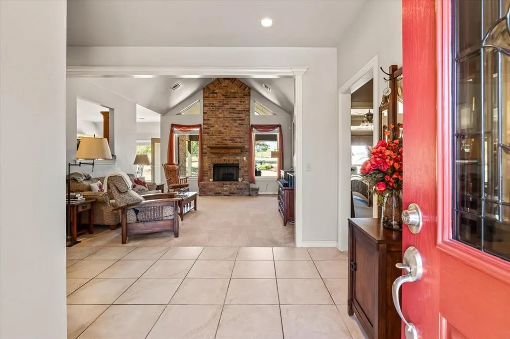 Photo 4 — 8149 Linda Lane, Guthrie, OK 73044