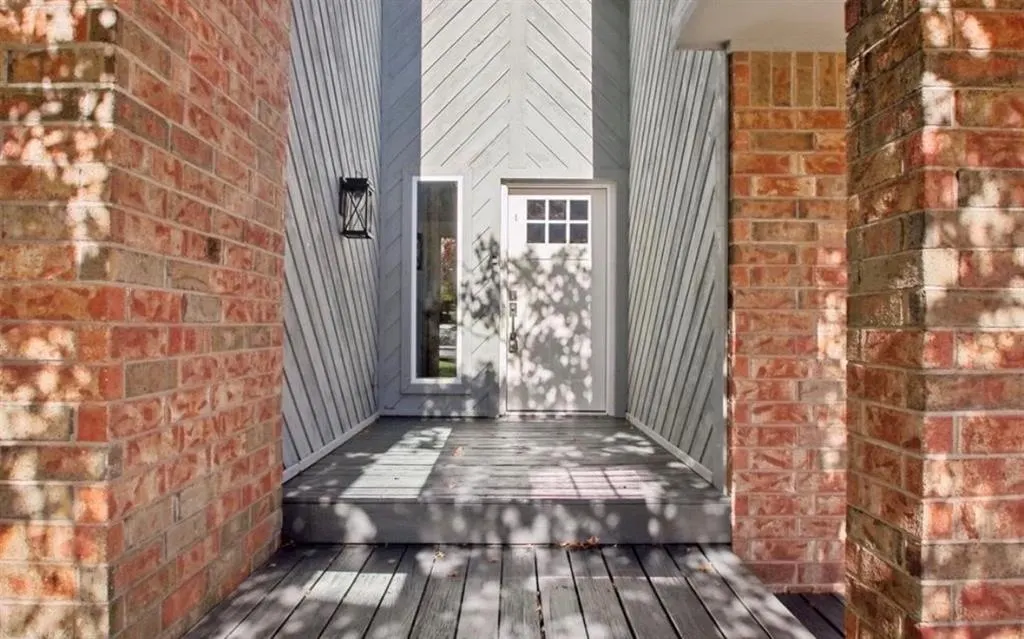 Photo 2 — 1705 Canary Court, Edmond, OK 73034