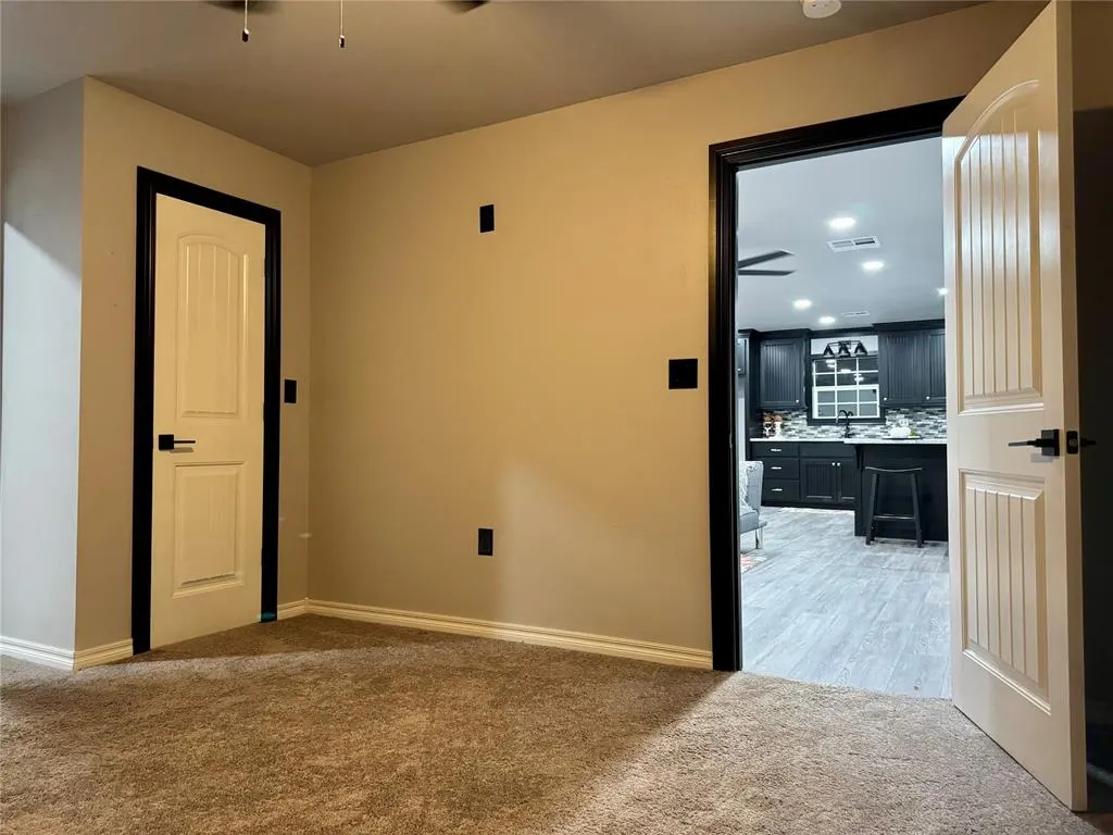 Photo 14 — 302 S 15th Street, Chickasha, OK 73018
