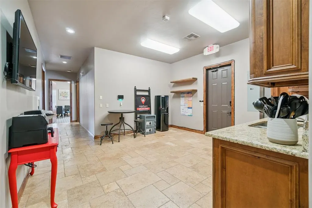 Photo 13 — 2905 NW 156th Street, Edmond, OK 73013