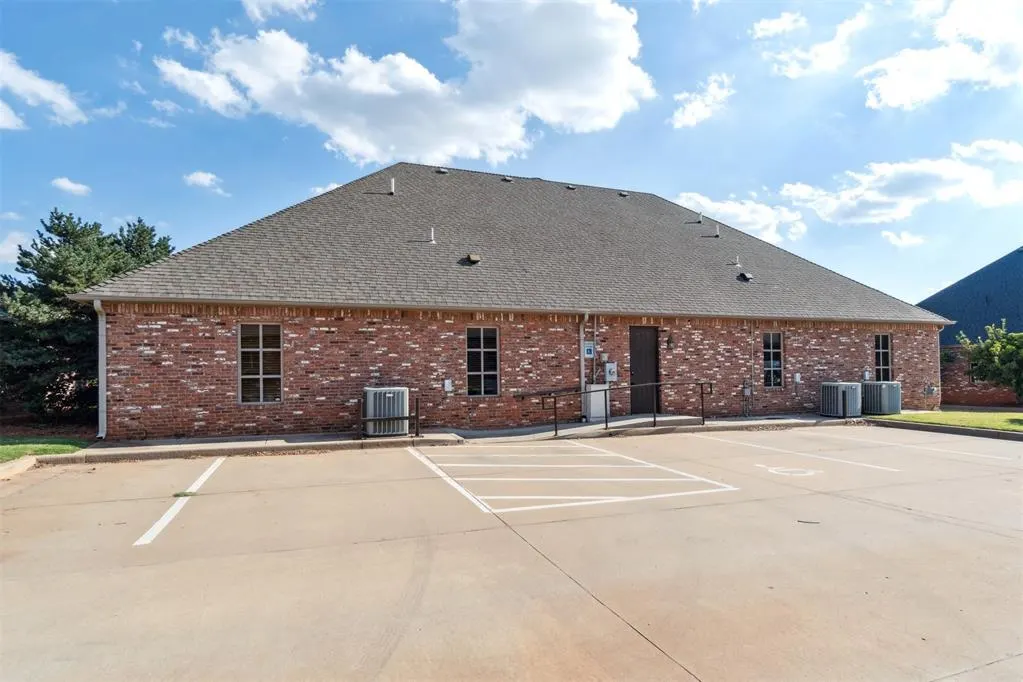 Photo 41 — 2905 NW 156th Street, Edmond, OK 73013