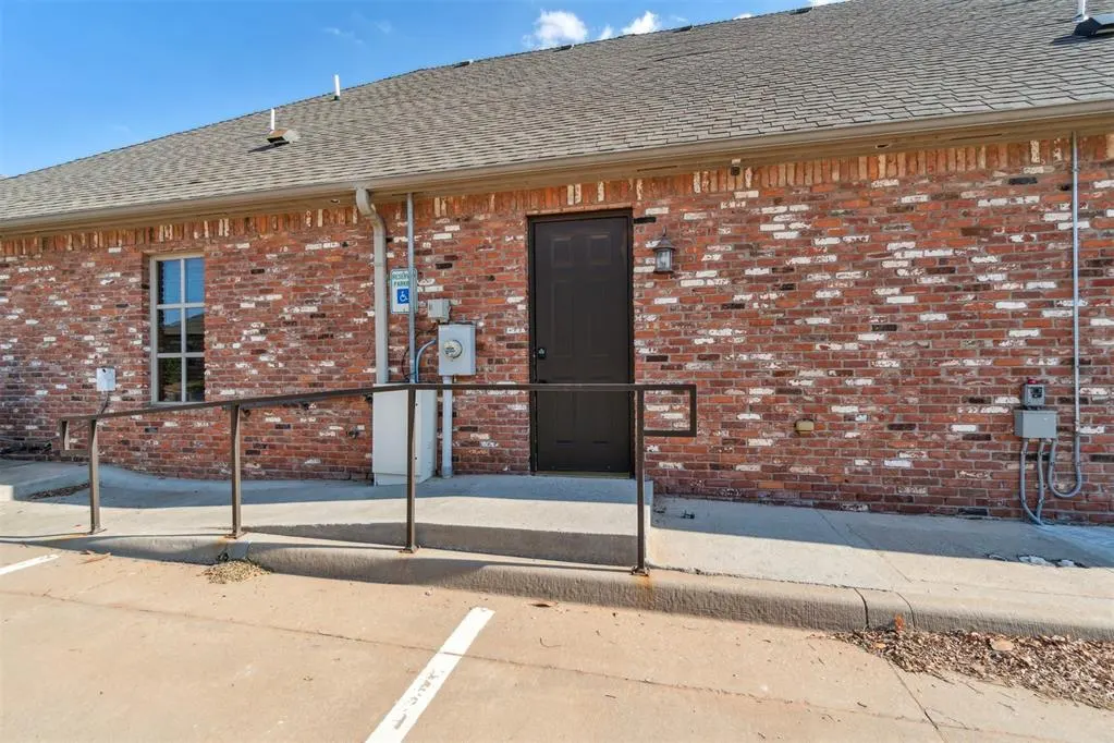 Photo 44 — 2905 NW 156th Street, Edmond, OK 73013