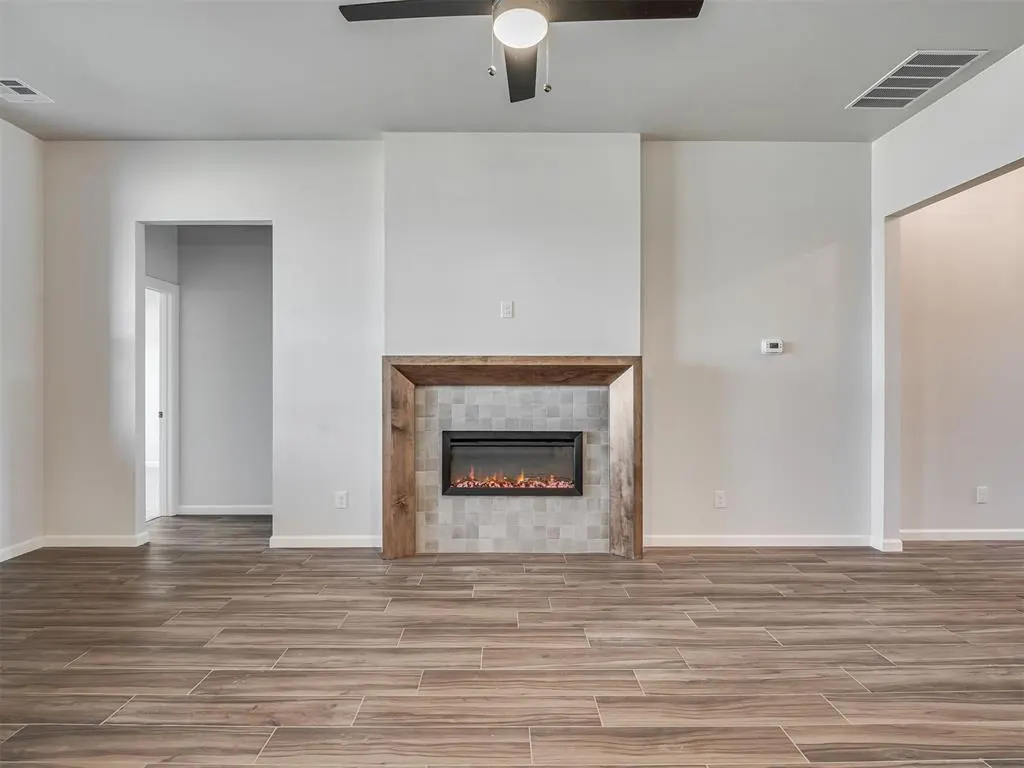 Photo 4 — 5105 Misty Wood Lane, Mustang, OK 73064