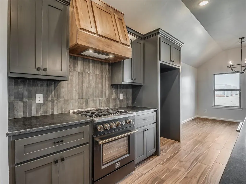 Photo 14 — 5105 Misty Wood Lane, Mustang, OK 73064