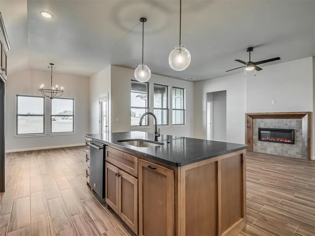 Photo 15 — 5105 Misty Wood Lane, Mustang, OK 73064