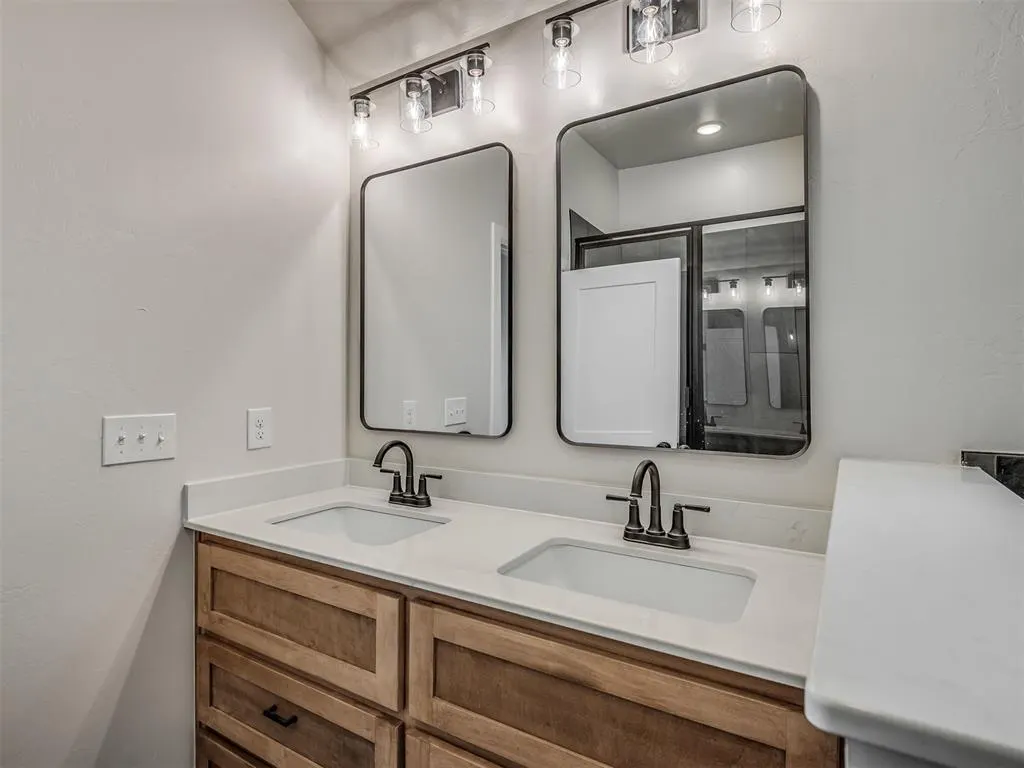 Photo 27 — 5105 Misty Wood Lane, Mustang, OK 73064