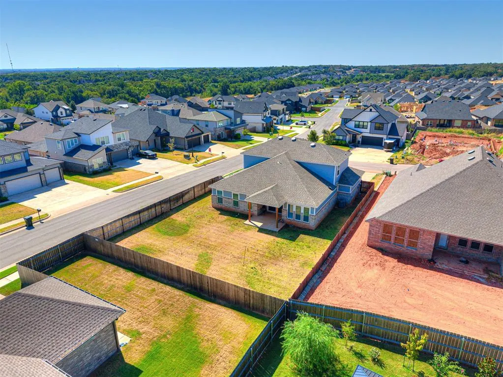 Photo 47 — 6125 Allen Scott Lane, Edmond, OK 73034